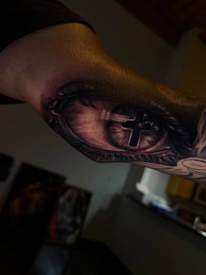 Clavo half-day tattoo