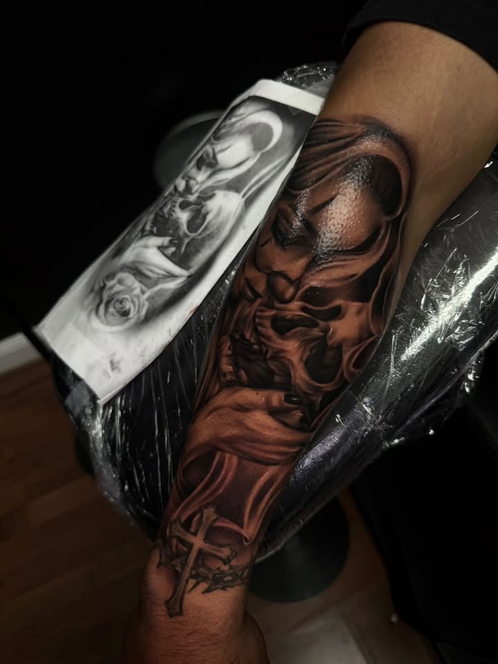 Skull & Cross