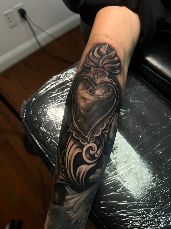 Clavo half-day tattoo